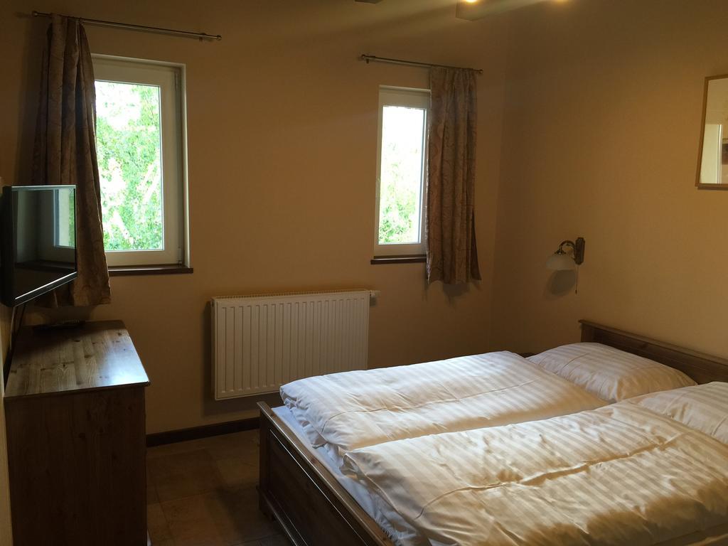 Aurora Panzio Bed & Breakfast Bük Екстериор снимка