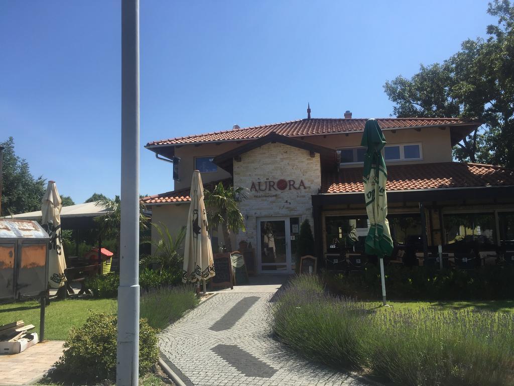 Aurora Panzio Bed & Breakfast Bük Екстериор снимка