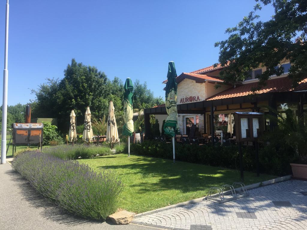 Aurora Panzio Bed & Breakfast Bük Екстериор снимка