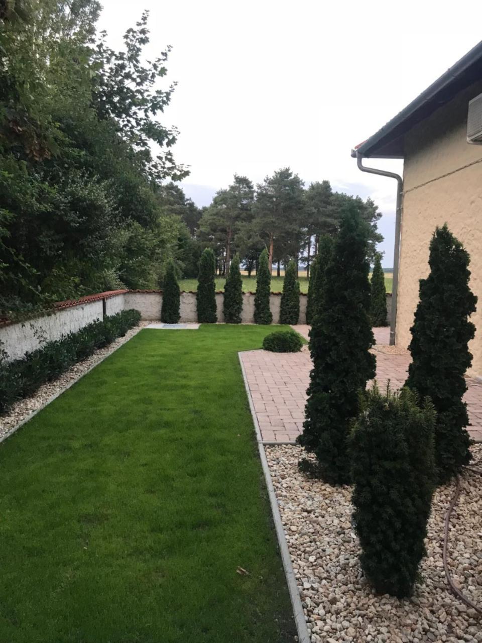 Aurora Panzio Bed & Breakfast Bük Екстериор снимка