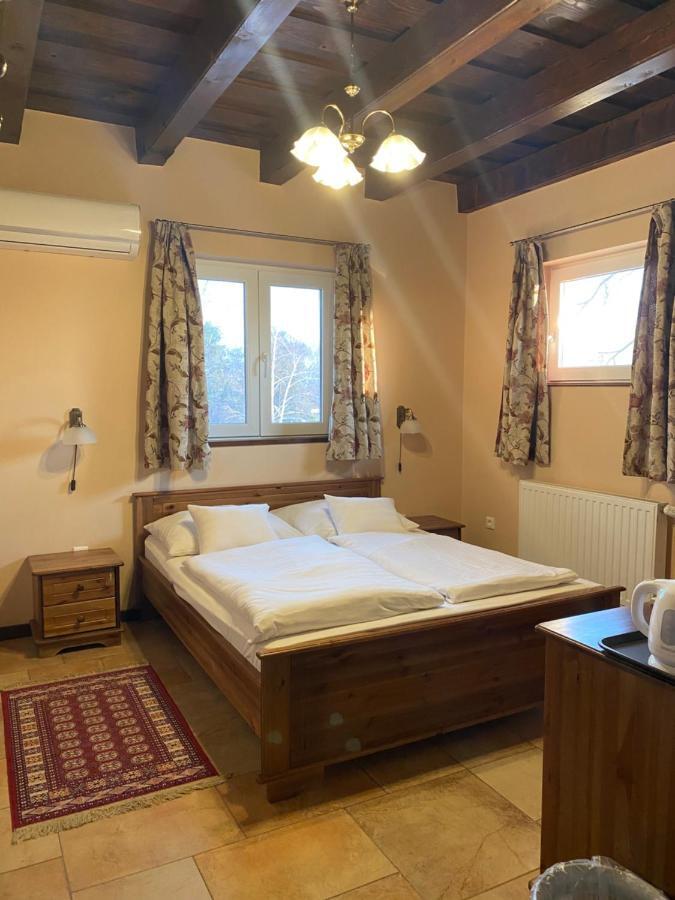 Aurora Panzio Bed & Breakfast Bük Екстериор снимка